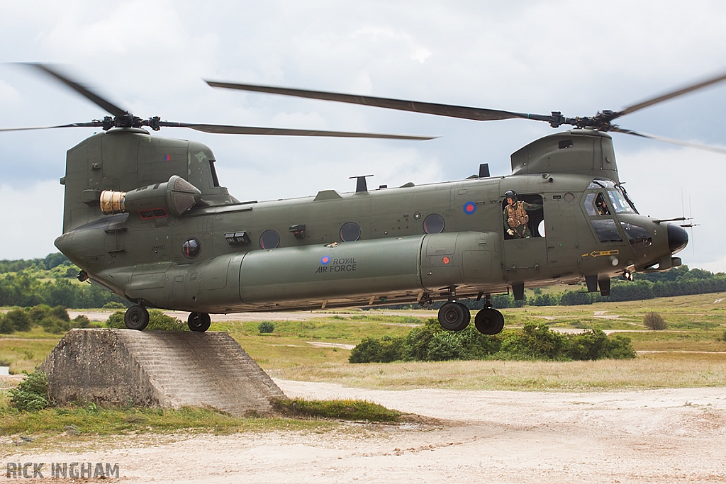 Boeing Chinook HC3 - ZH897 - RAF