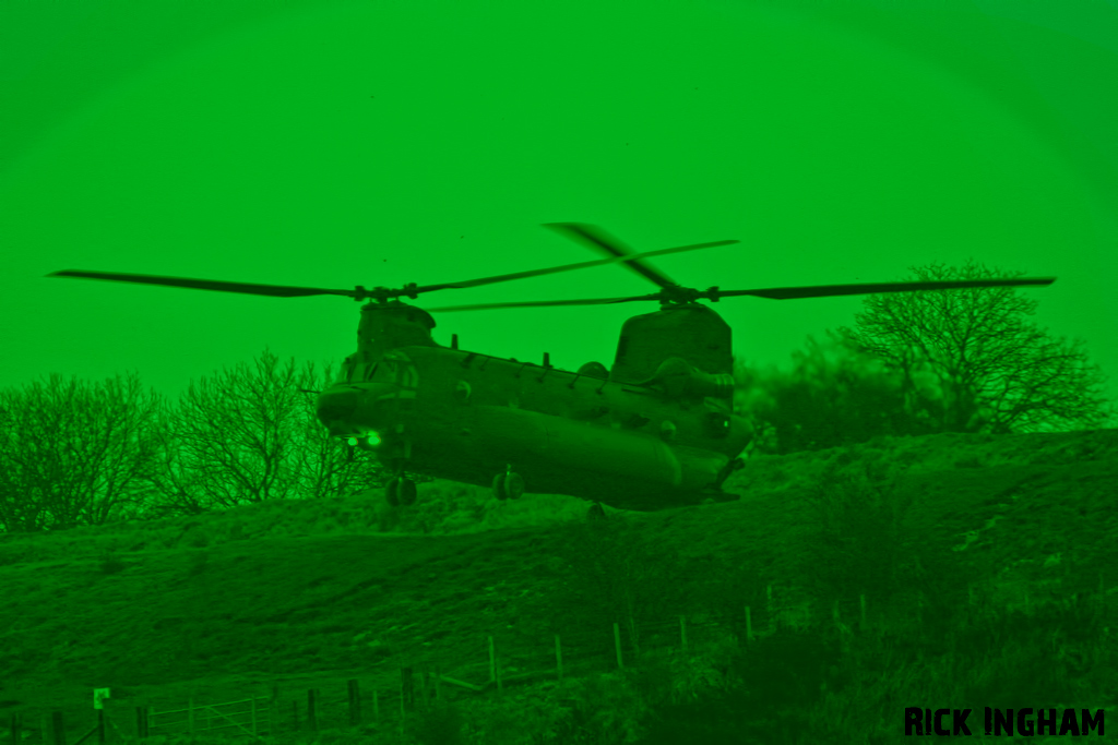 Boeing Chinook HC3 - ZH899 - RAF