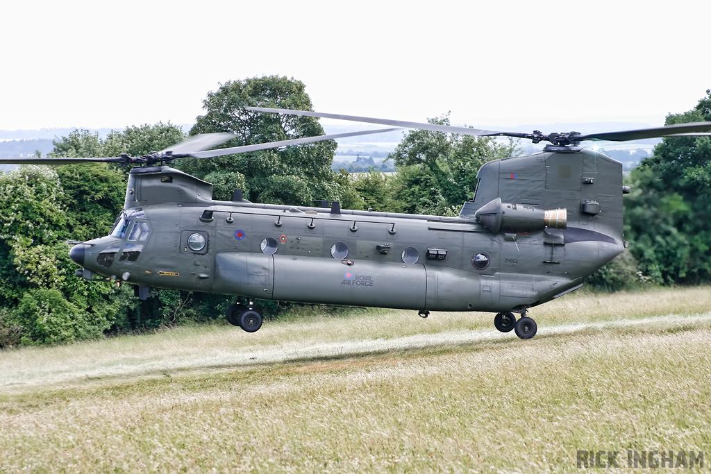 Boeing Chinook HC3 - ZH902 - RAF