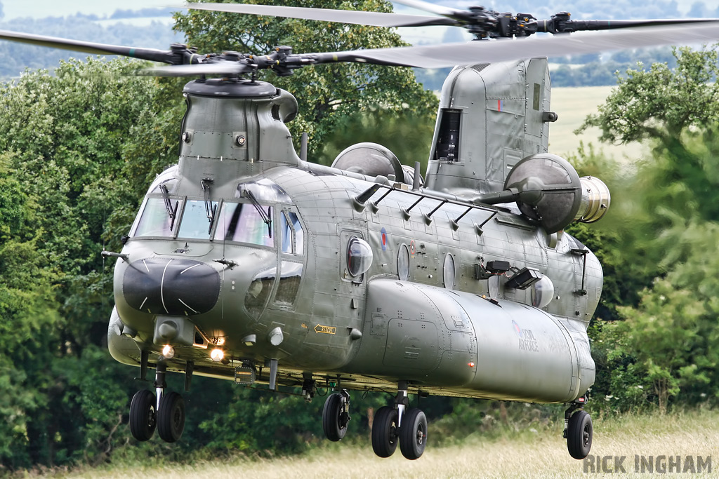 Boeing Chinook HC3 - ZH902 - RAF