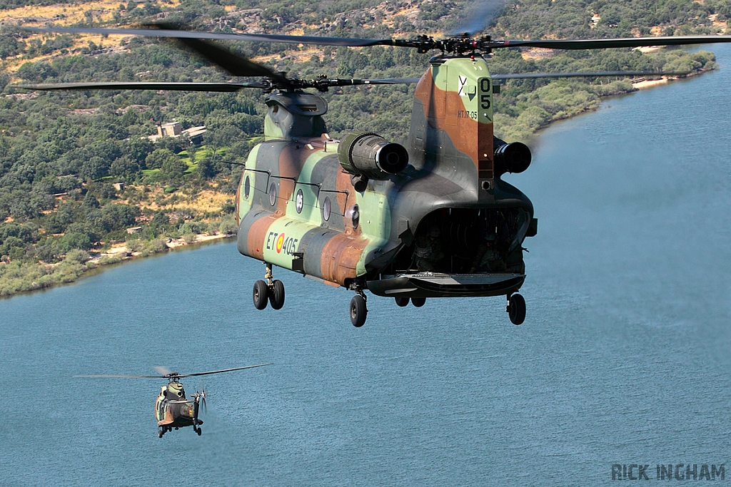 Boeing CH47D Chinook - HT.17-05 / ET-405 - Spanish Army