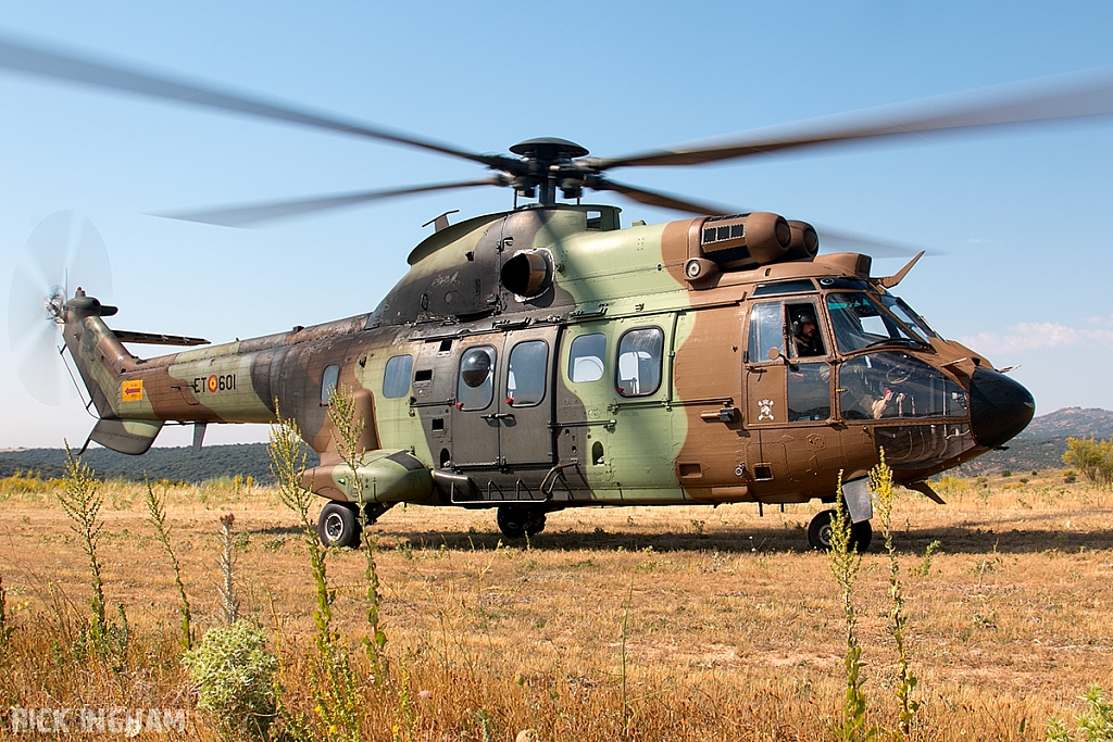 Aerospatiale AS-532UL Cougar - HT.27-18 / ET-601 - Spanish Army