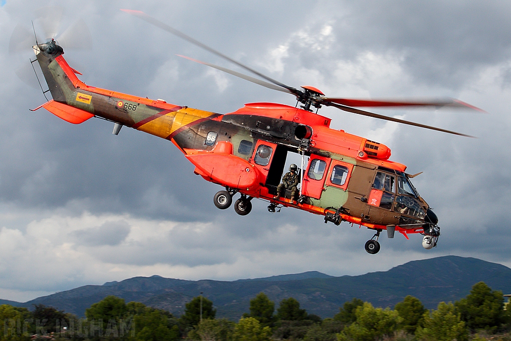 Eurocopter AS532AL Cougar - HU.27-01 / ET-668 - Spanish Army