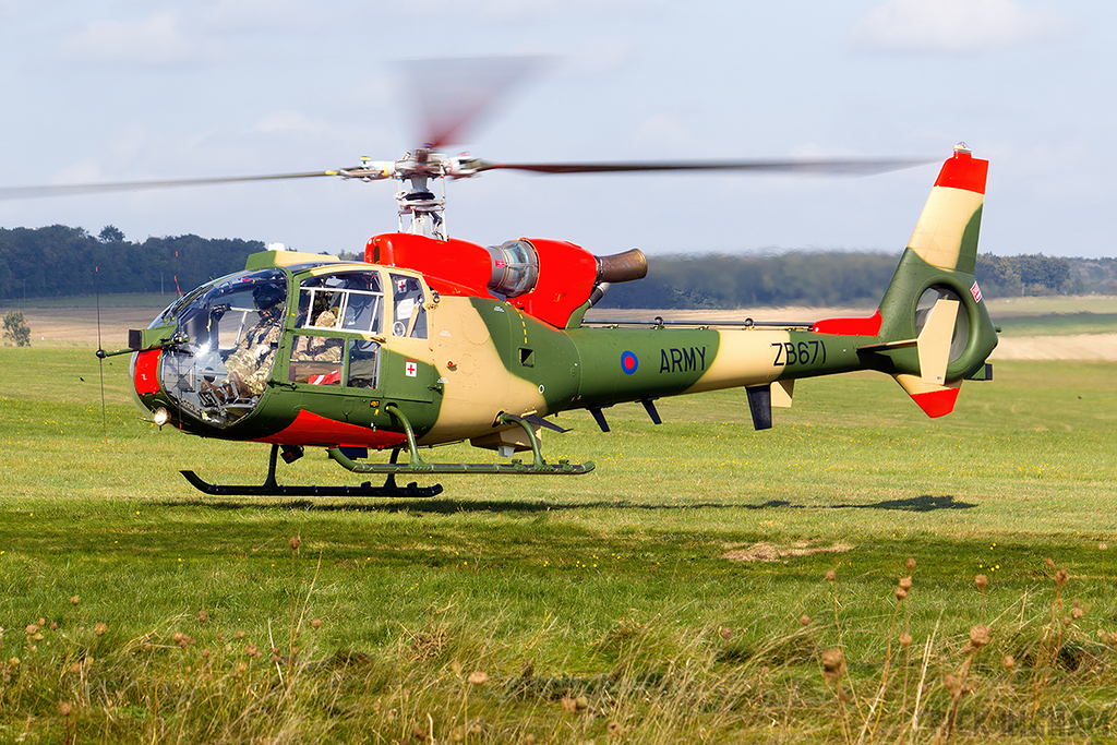 Westland Gazelle AH1 - ZB671 - AAC