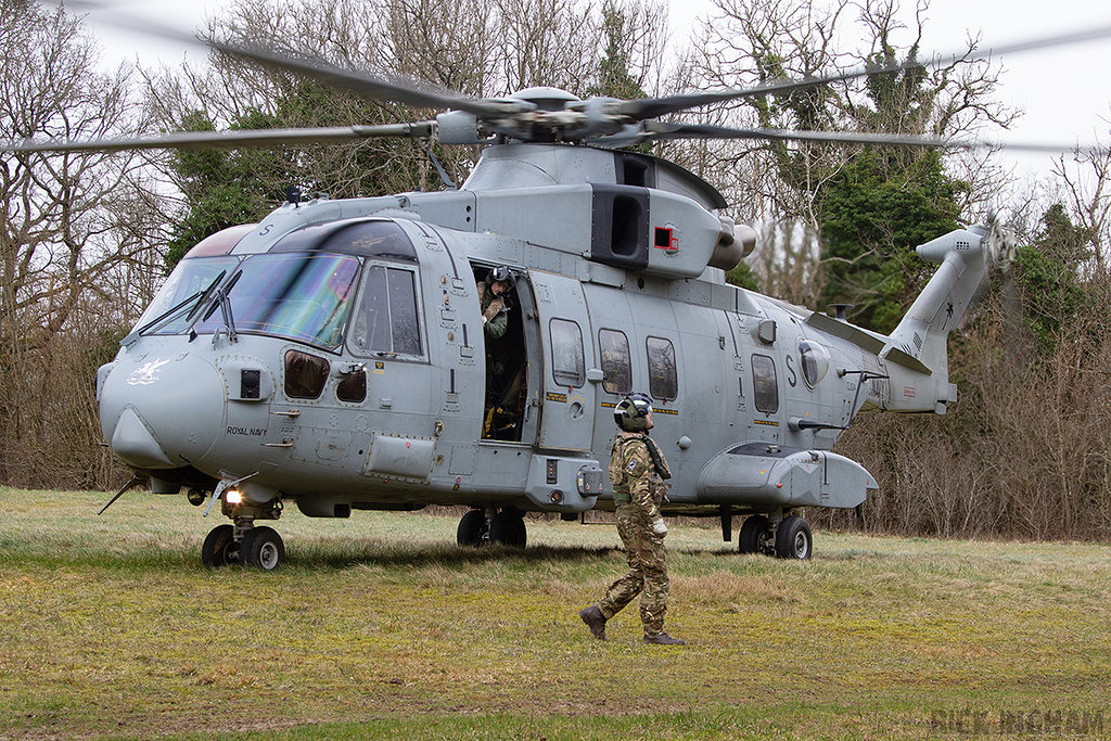 Westland Merlin HC4 - ZJ134 / S - Royal Navy
