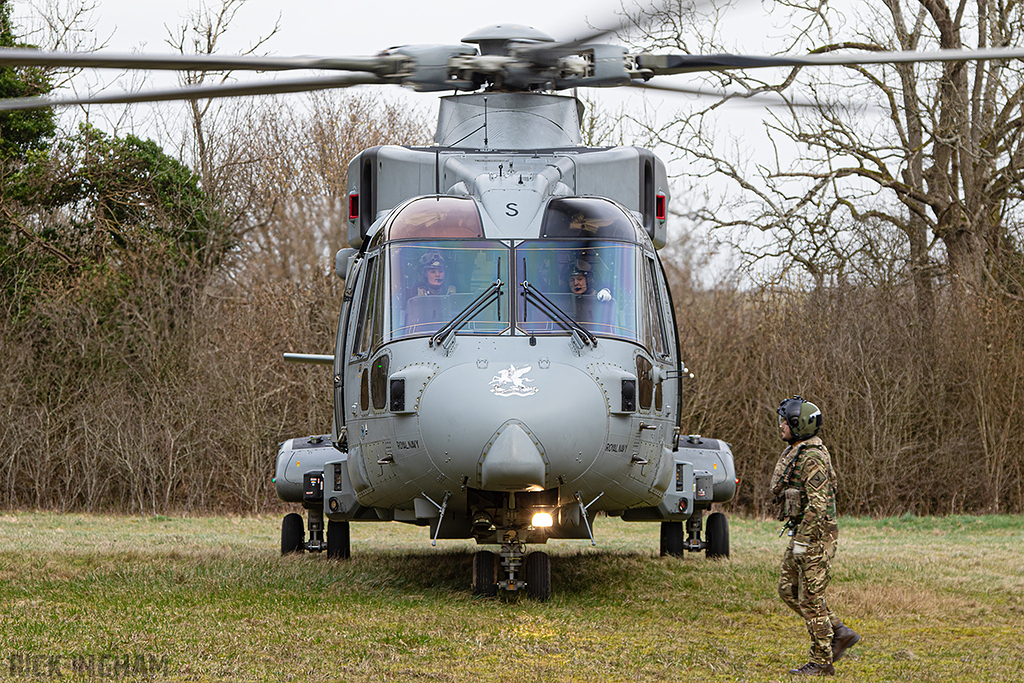Westland Merlin HC4 - ZJ134 / S - Royal Navy