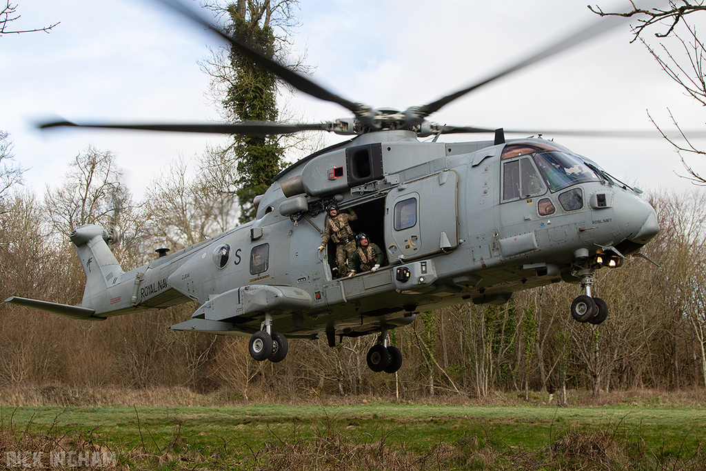 Westland Merlin HC4 - ZJ134 / S - Royal Navy