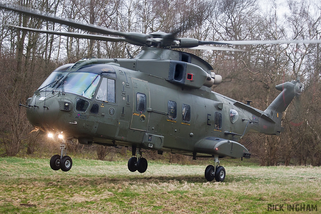 Westland Merlin HC3 - ZJ121/E - RAF