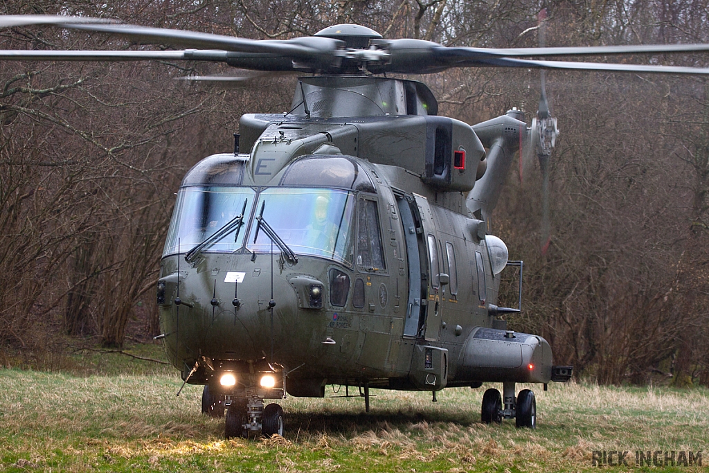 Westland Merlin HC3 - ZJ121/E - RAF