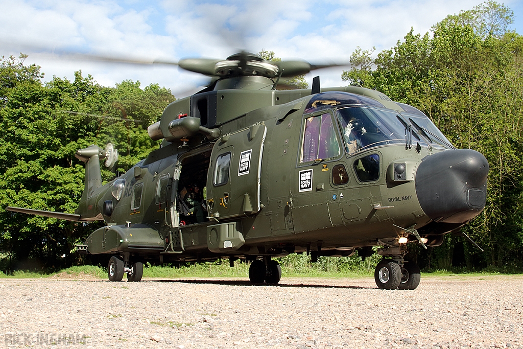 Westland Merlin HC3A - ZJ992/AB - Royal Navy