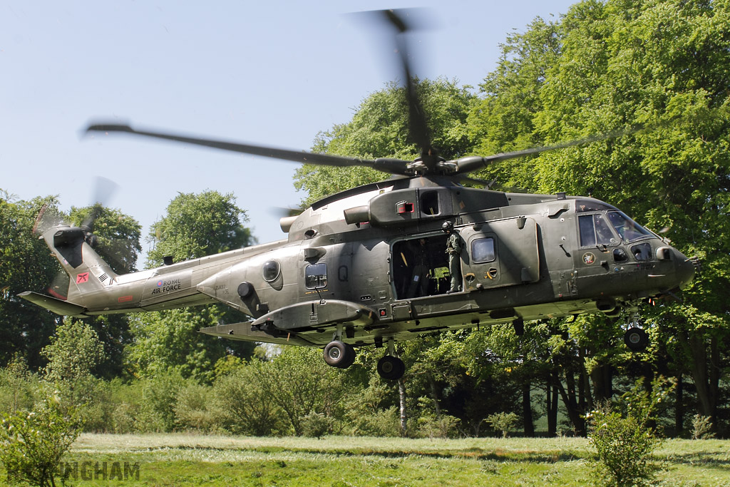 Westland Merlin HC3 - ZJ132/Q - RAF