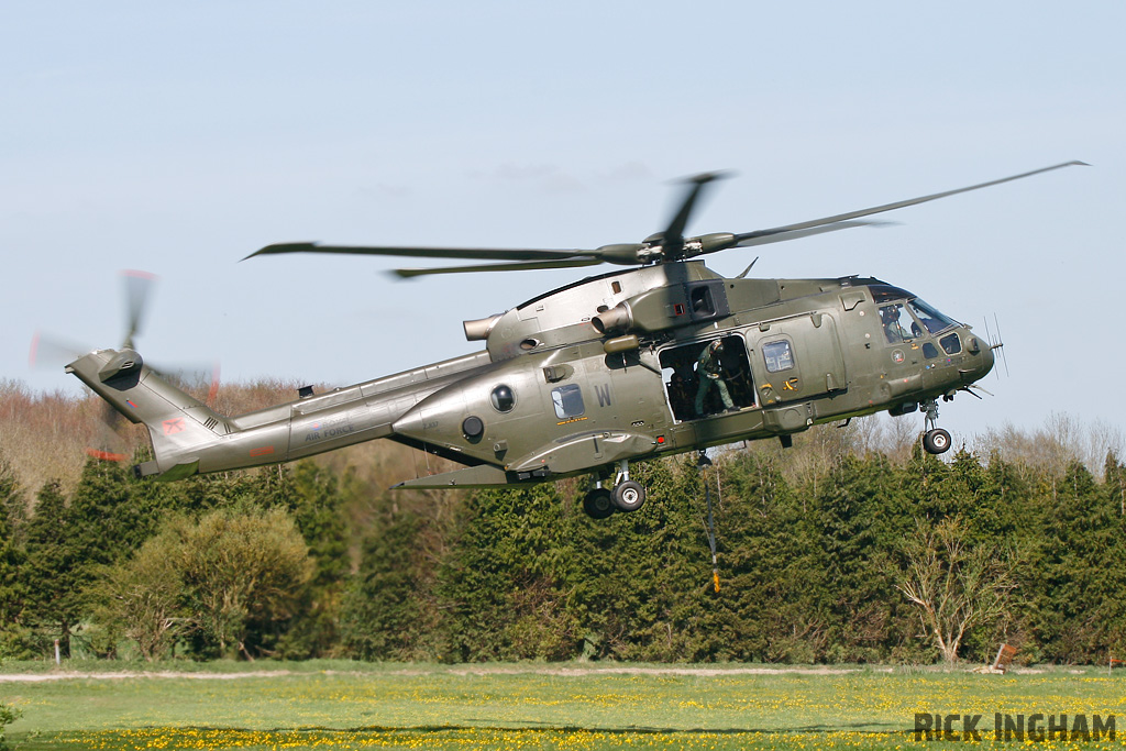 Westland Merlin HC3 - ZJ137/W - RAF