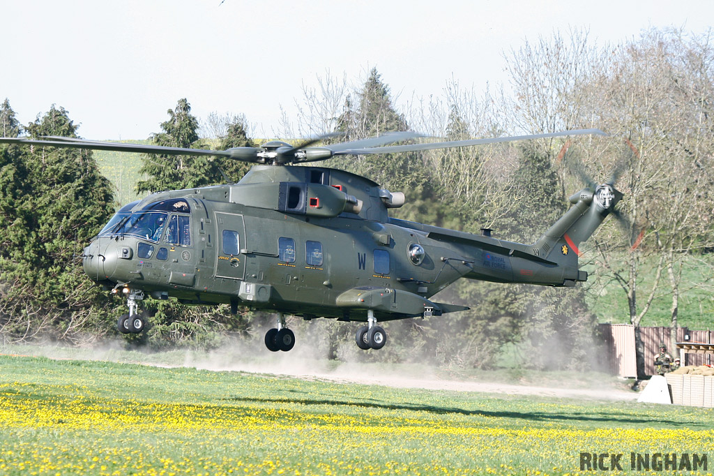 Westland Merlin HC3 - ZJ137/W - RAF