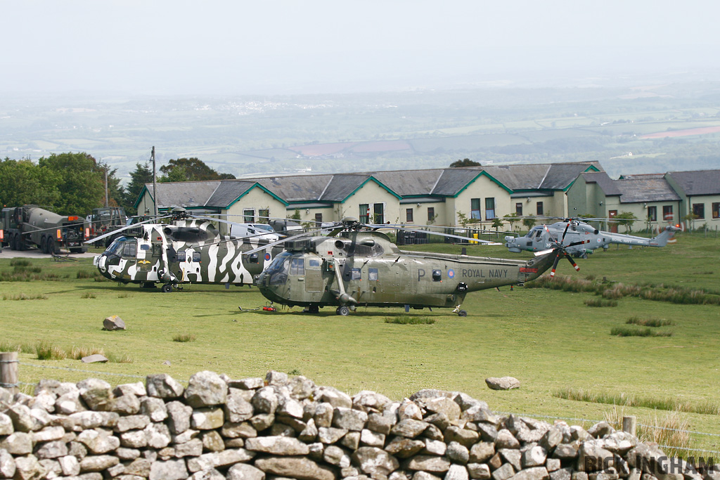 Westland Sea King HC4 - ZF115/R(WV) + ZD625/P - Royal Navy