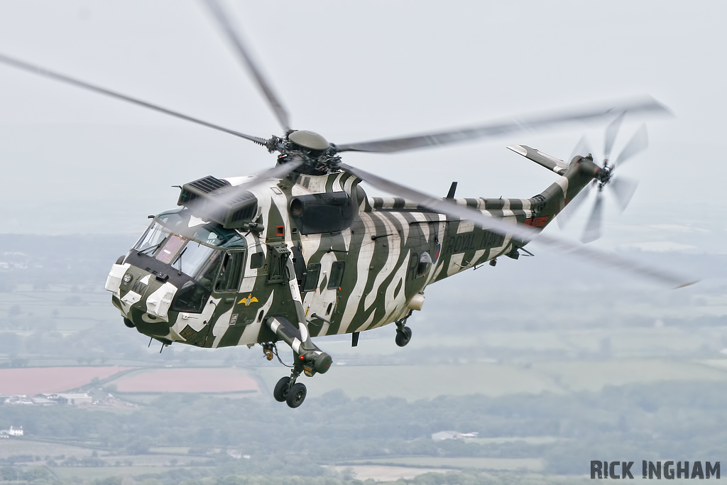 Westland Sea King HC4 - ZF115/R(WV) - Royal Navy