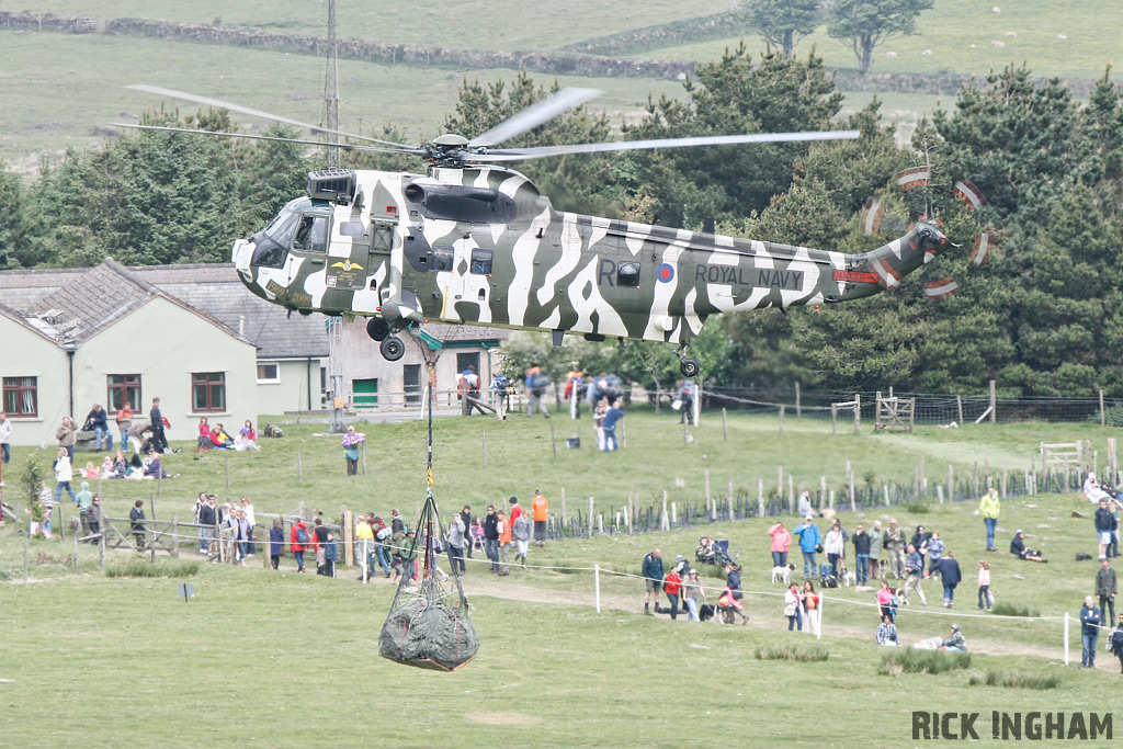 Westland Sea King HC4 - ZF115/R(WV) - Royal Navy