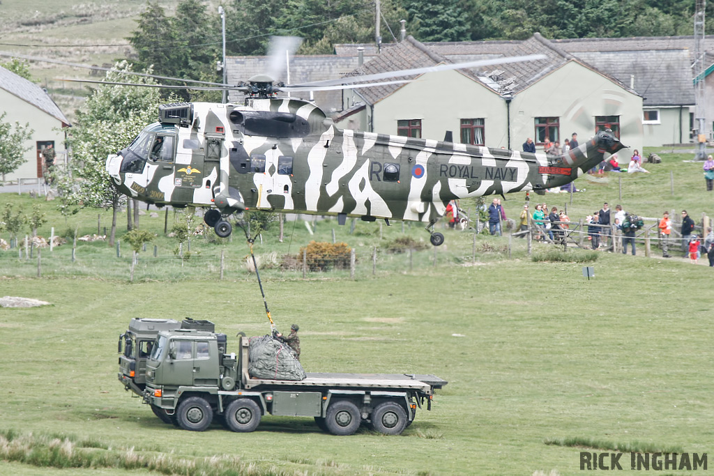 Westland Sea King HC4 - ZF115/R(WV) - Royal Navy