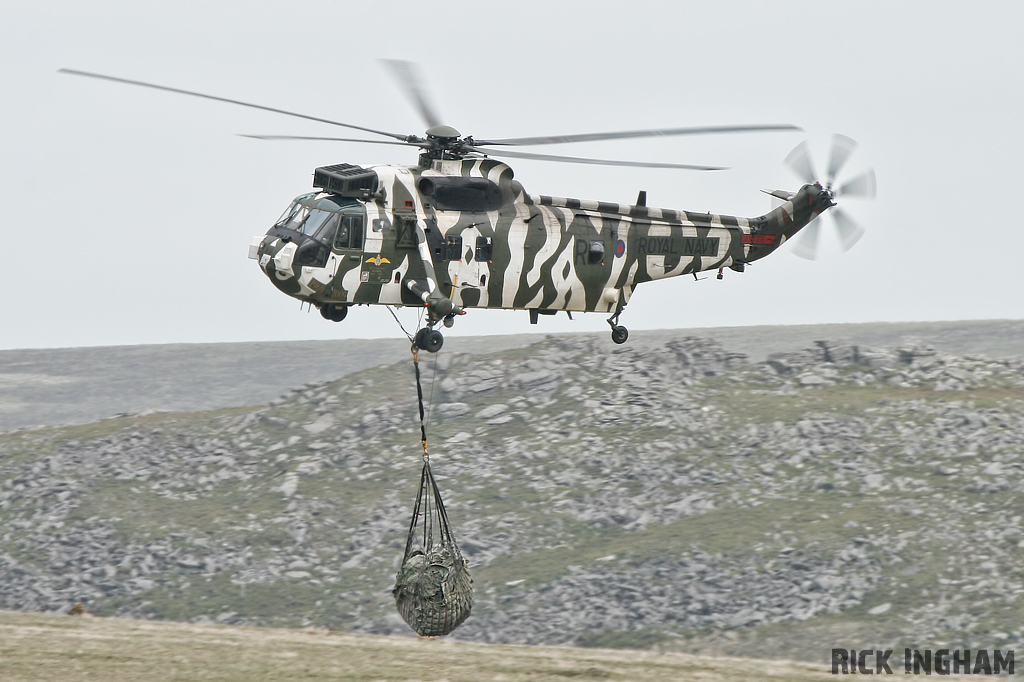 Westland Sea King HC4 - ZF115/R(WV) - Royal Navy