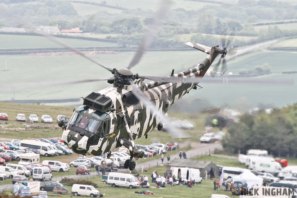 Westland Sea King HC4 - ZF115/R(WV) - Royal Navy