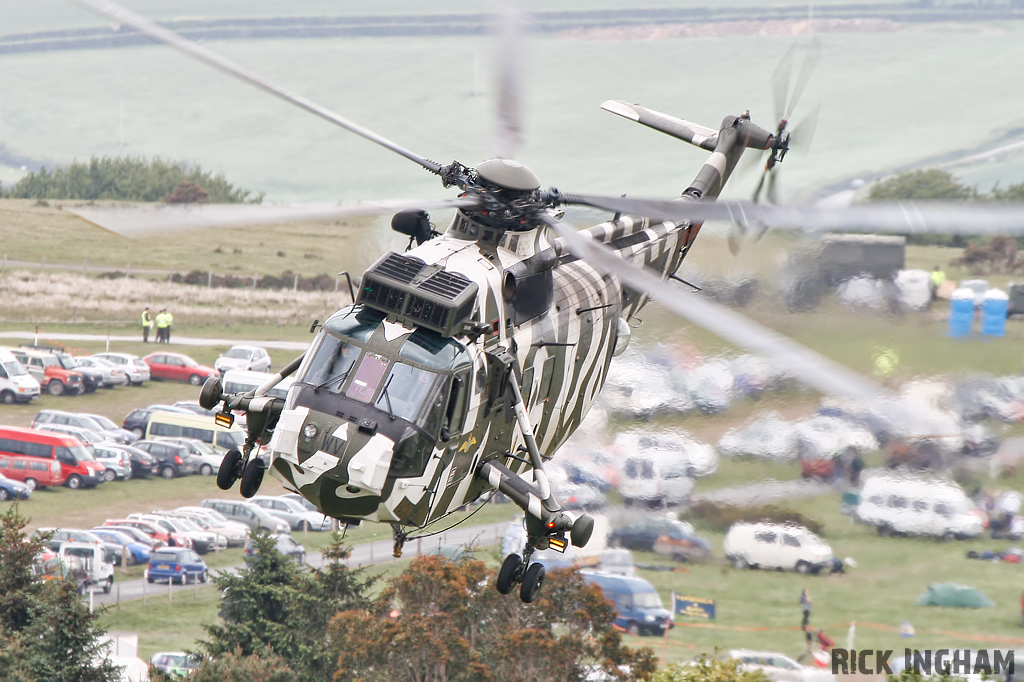 Westland Sea King HC4 - ZF115/R(WV) - Royal Navy