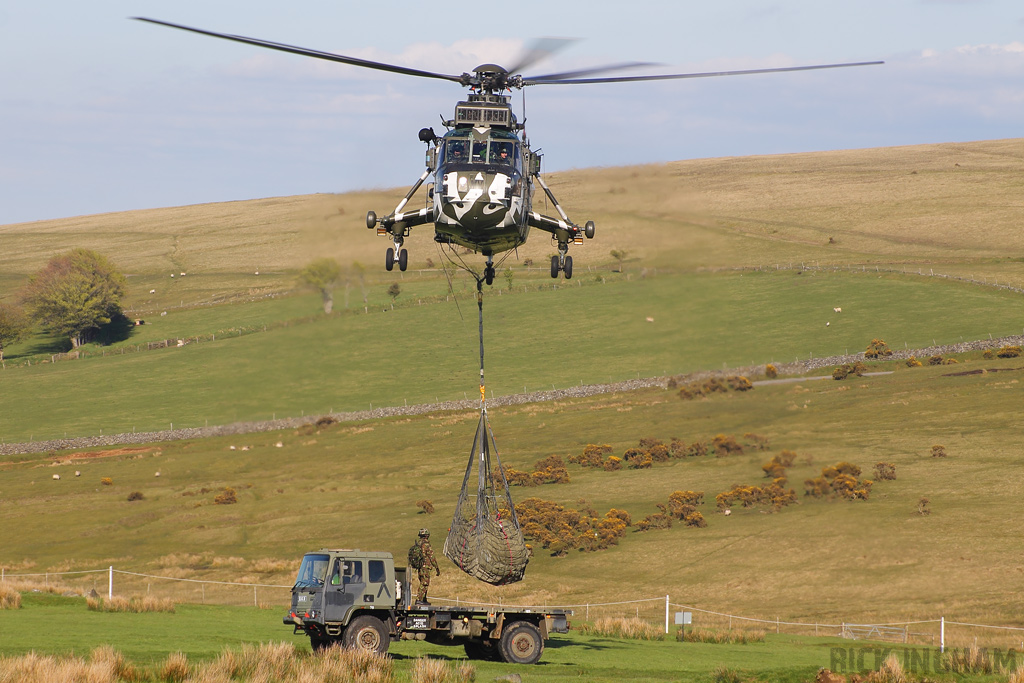 Westland Sea King HC4 - ZF115/R(WV) - Royal Navy