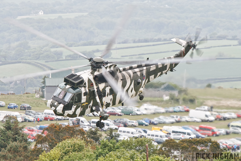 Westland Sea King HC4 - ZF115/R(WV) - Royal Navy