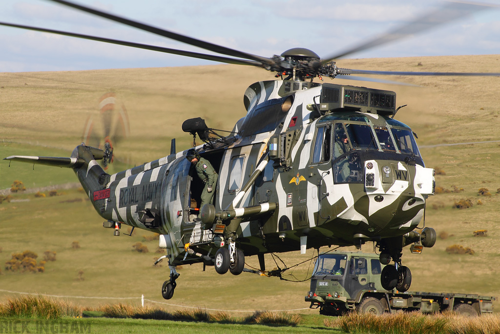 Westland Sea King HC4 - ZF115/R(WV) - Royal Navy