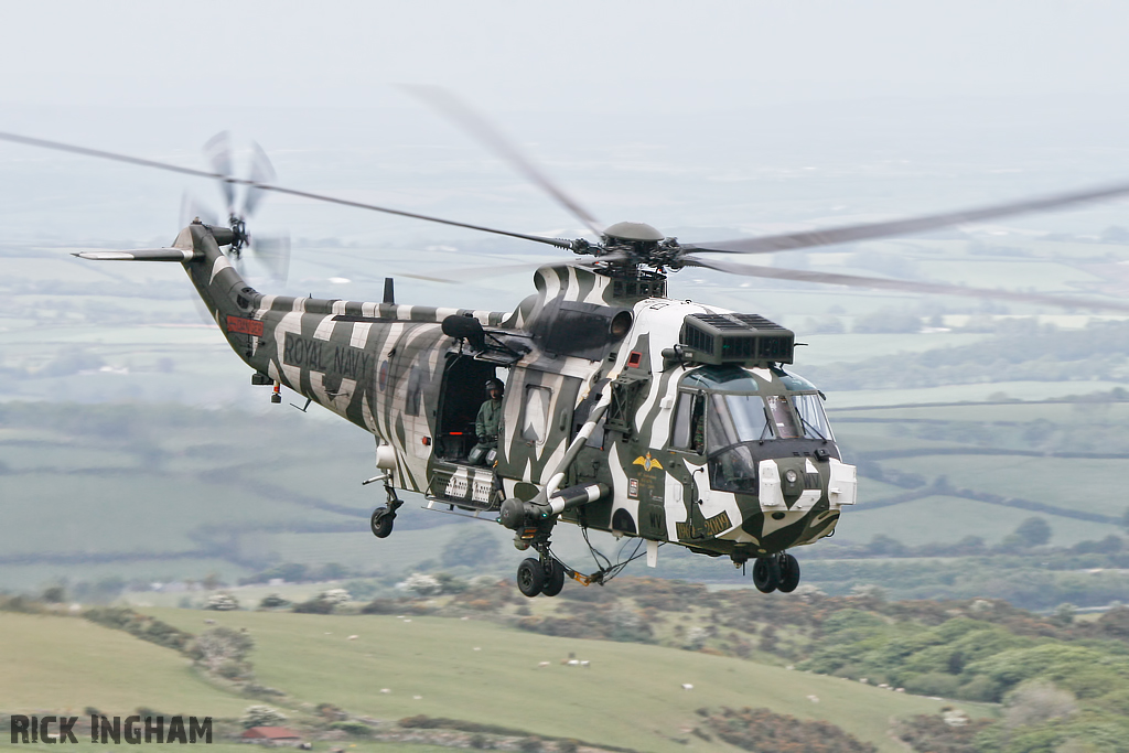 Westland Sea King HC4 - ZF115/R(WV) - Royal Navy