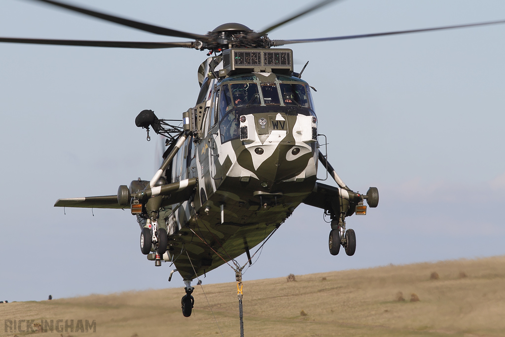 Westland Sea King HC4 - ZF115/R(WV) - Royal Navy