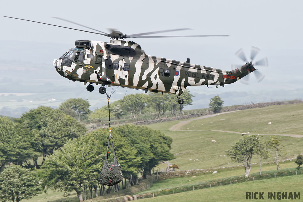 Westland Sea King HC4 - ZF115/R(WV) - Royal Navy