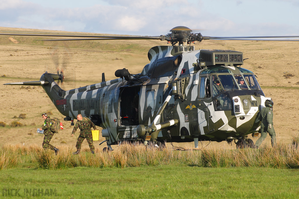 Westland Sea King HC4 - ZF115/R(WV) - Royal Navy