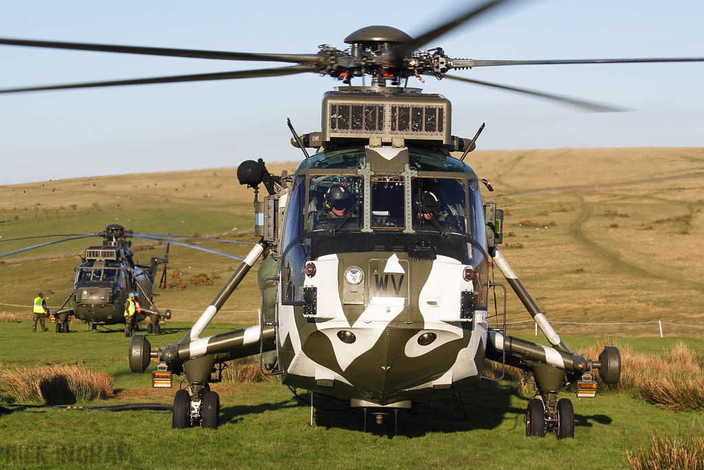 Westland Sea King HC4 - ZF115/R(WV) - Royal Navy