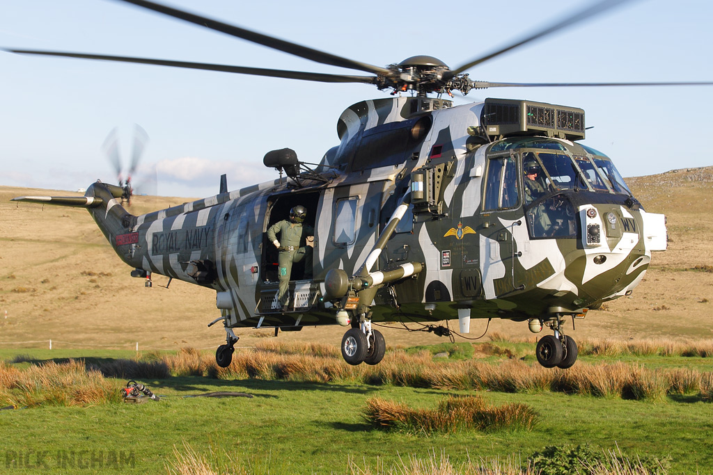 Westland Sea King HC4 - ZF115/R(WV) - Royal Navy