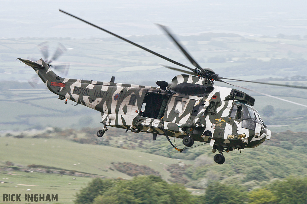 Westland Sea King HC4 - ZF115/R(WV) - Royal Navy