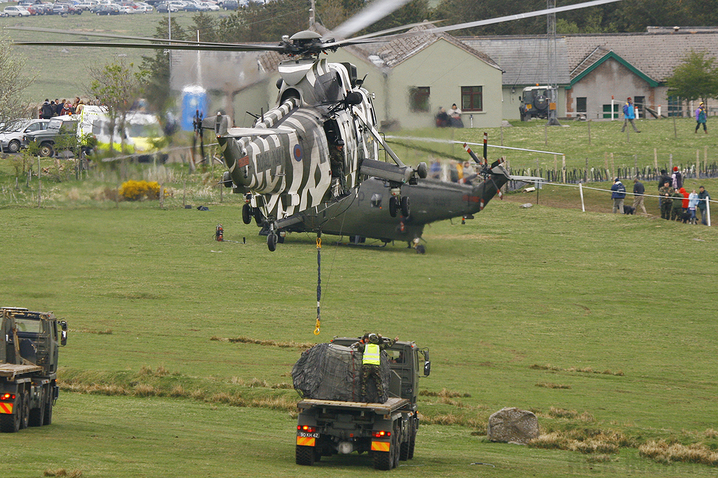 Westland Sea King HC4 - ZF115/R - Royal Navy