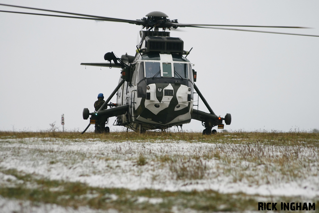 Westland Sea King HC4 - ZE425/WR - Royal Navy