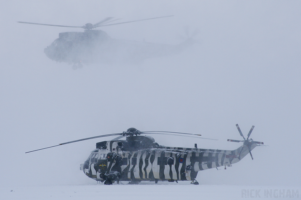 Westland Sea King HC4 - ZE425/WR - Royal Navy