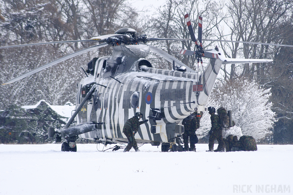 Westland Sea King HC4 - ZE425/WR - Royal Navy