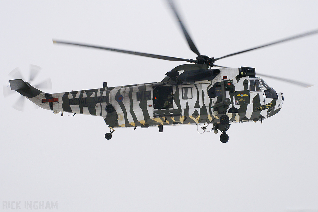 Westland Sea King HC4 - ZE425/WR - Royal Navy