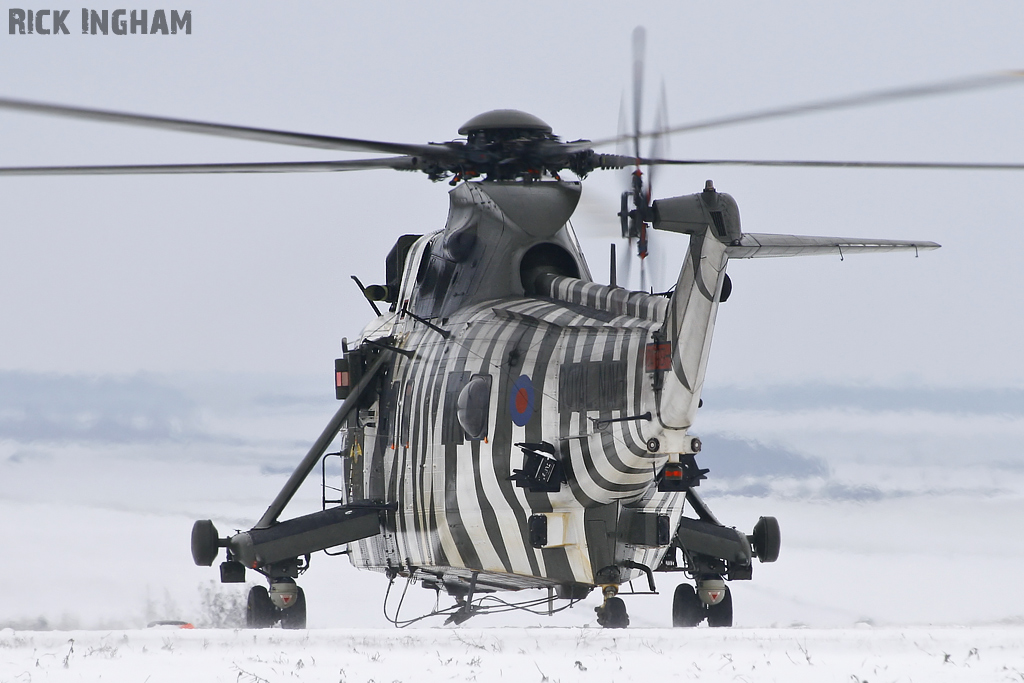 Westland Sea King HC4 - ZE425/WR - Royal Navy