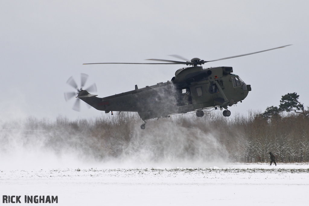 Westland Sea King HC4 - ZF121/T - Royal Navy