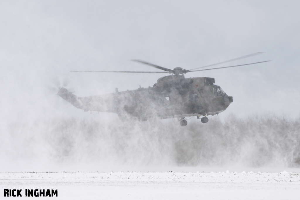 Westland Sea King HC4 - ZF121/T - Royal Navy