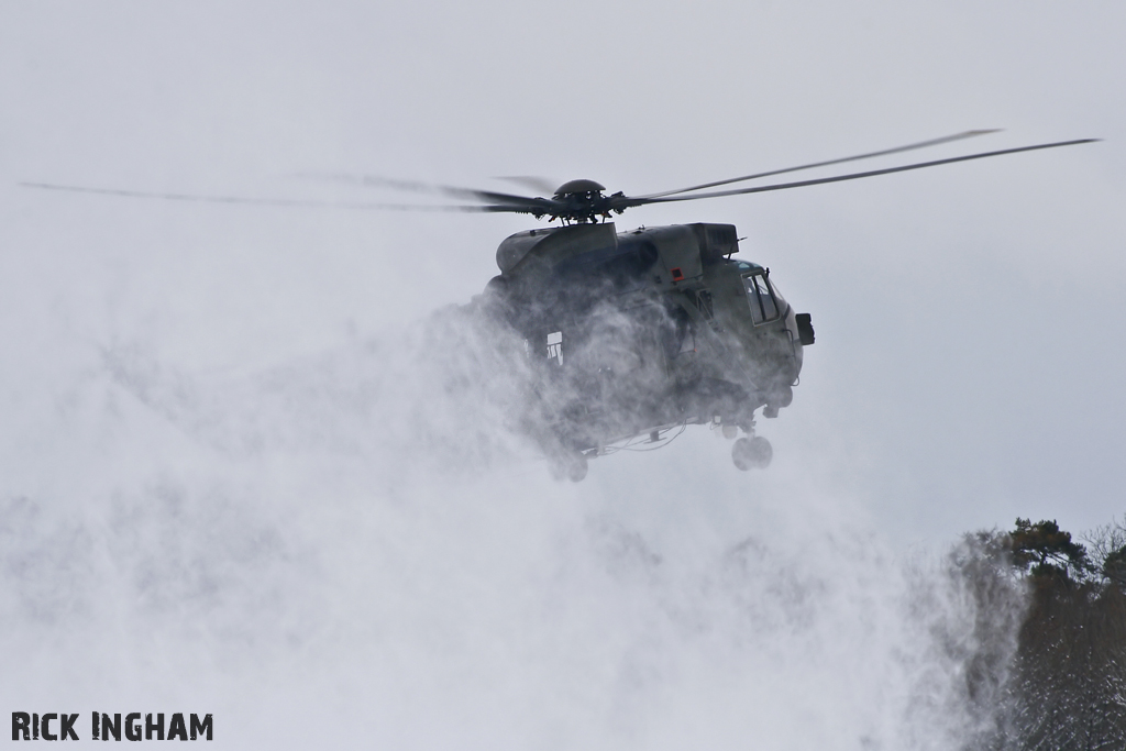 Westland Sea King HC4 - ZF121/T - Royal Navy