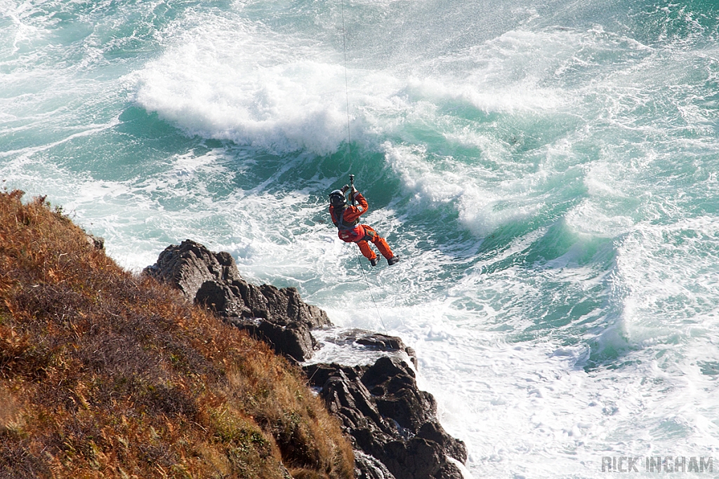 771 NAS Winching