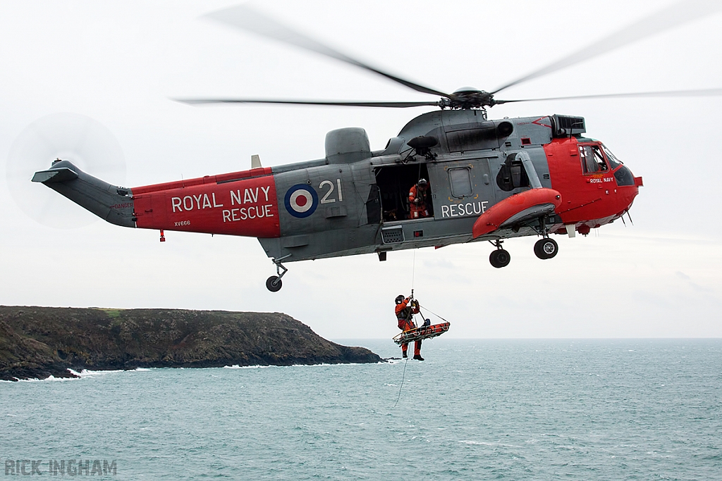 Westland Seaking HU5 - XV666/21 - Royal Navy