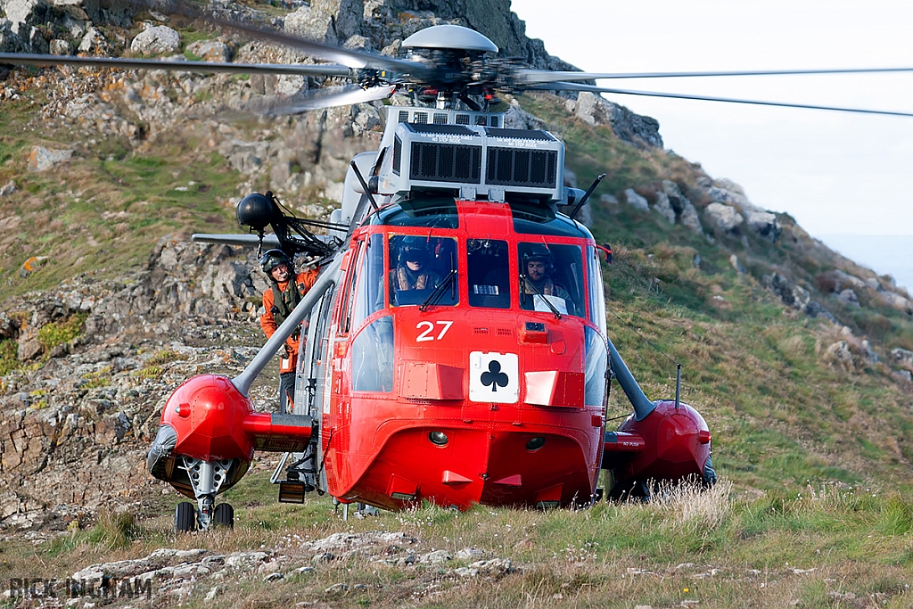 Westland Sea King HU5 - XV673/27 - Royal Navy