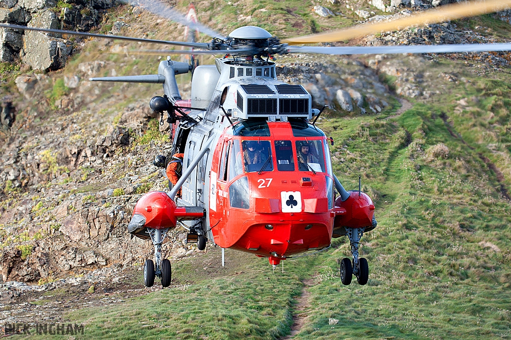 Westland Sea King HU5 - XV673/27 - Royal Navy