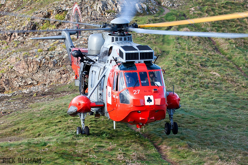 Westland Sea King HU5 - XV673/27 - Royal Navy