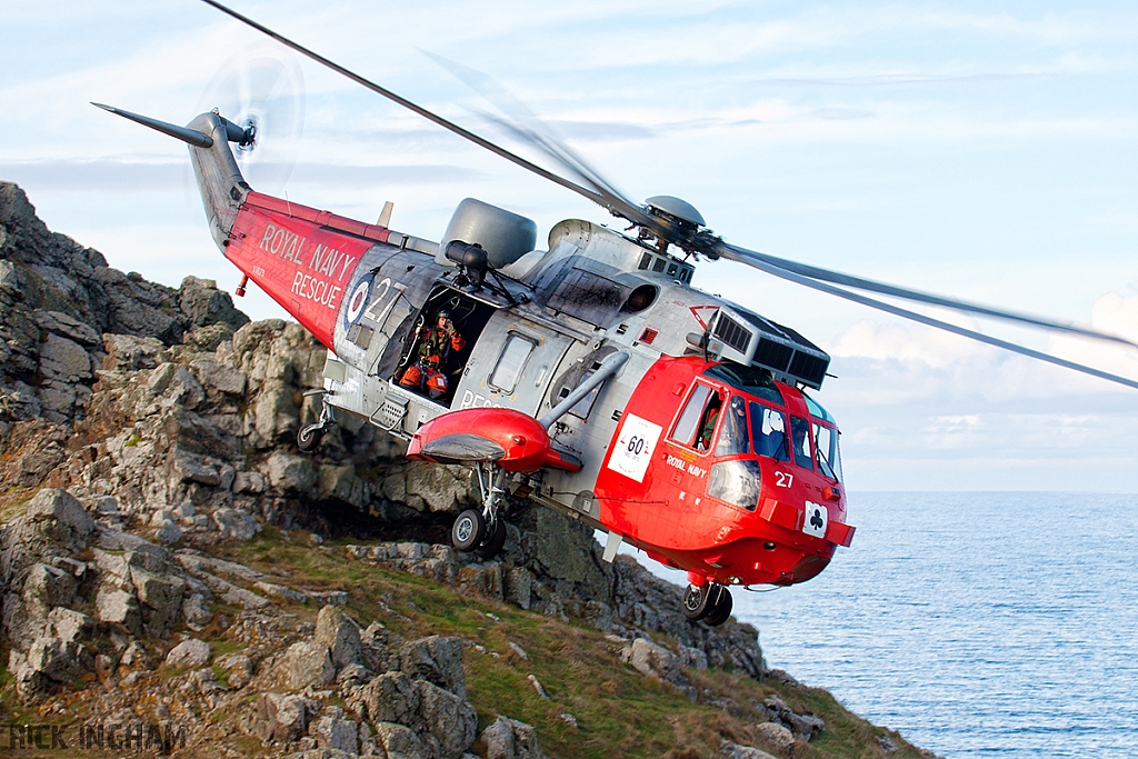 Westland Sea King HU5 - XV673/27 - Royal Navy