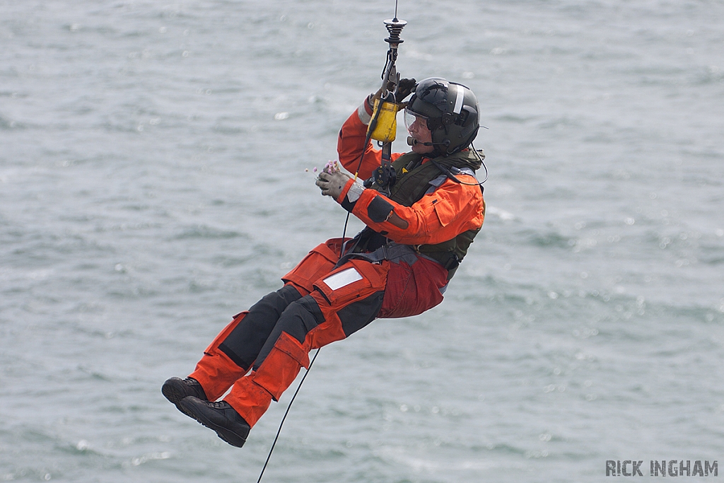 771 NAS Winching